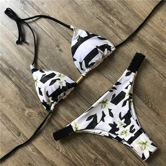 Costum de baie 2 piese, cu flori, Lenea C33 OUT