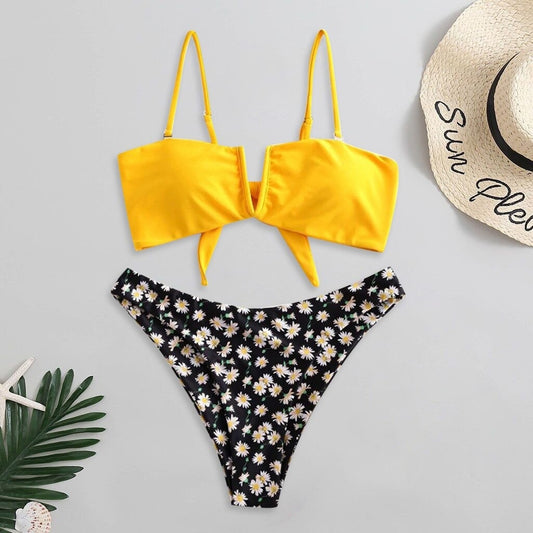 Costum de baie 2 piese, galben, cu floricele, Kristanse