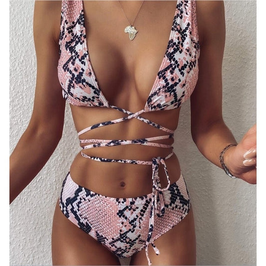 Costum de baie 2 piese, roz, imprimeu piele de sarpe, Lone C54
