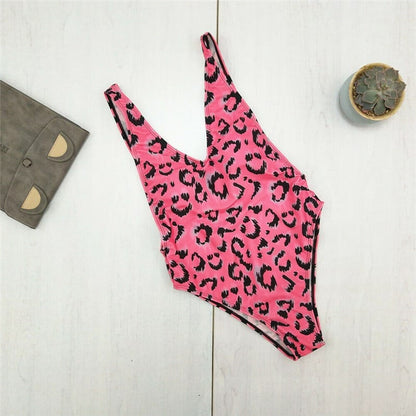 Costum de baie intreg, roz, animal print, Enny C38 OUT